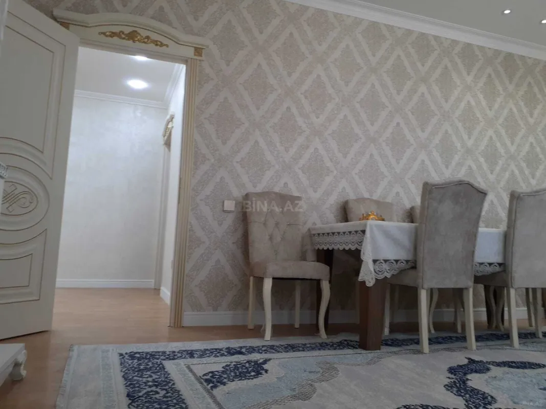 Kirayə verilir 2 otaqlı mənzil 85 m²