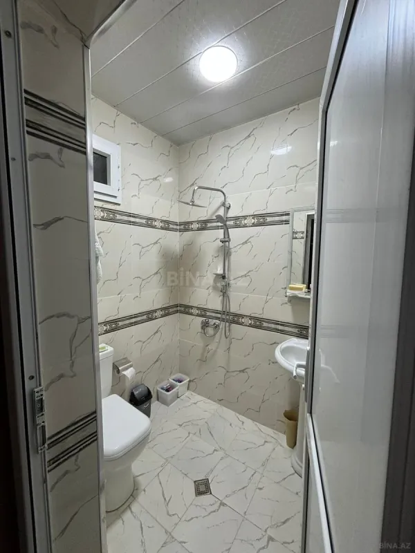 Satılır 5 otaqlı həyət evi 158 m²