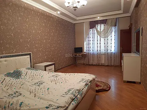 Kirayə verilir 3 otaqlı mənzil 124 m²