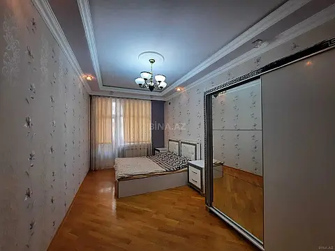 Kirayə verilir 3 otaqlı mənzil 124 m²