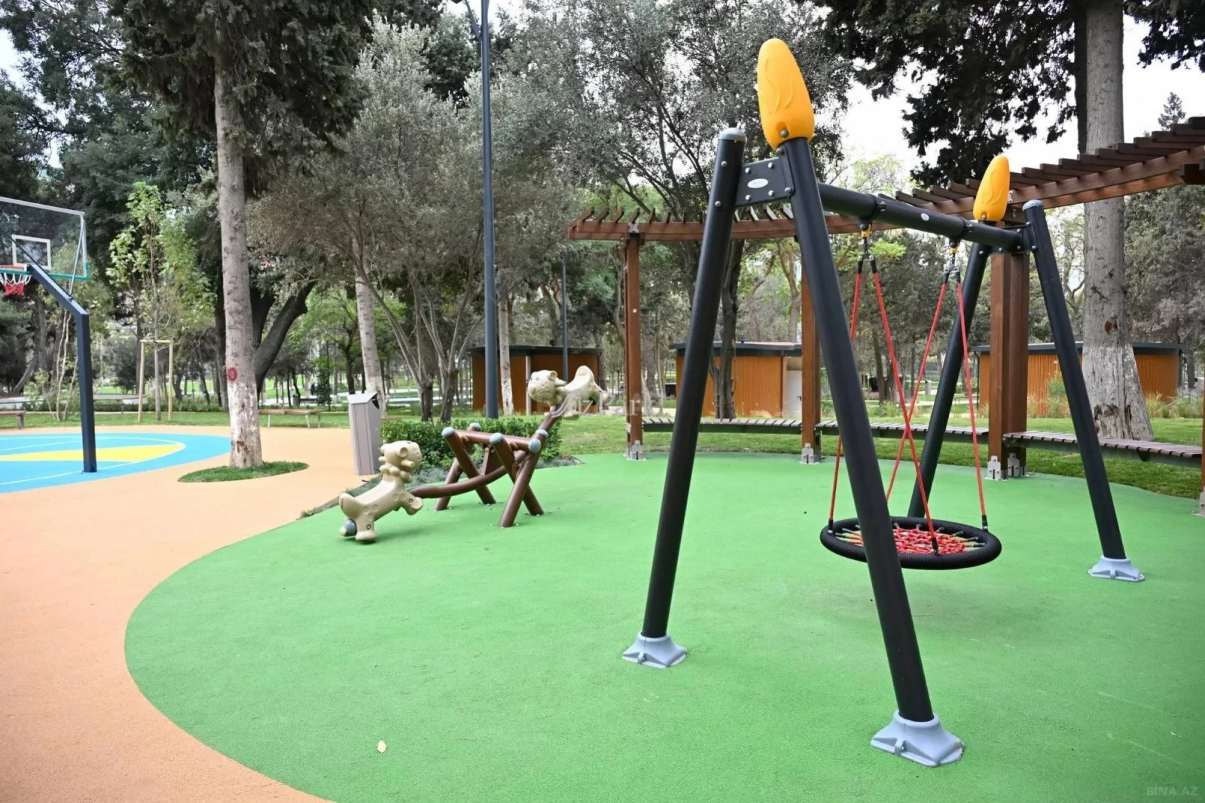 Satılır 2 otaqlı mənzil 44 m²