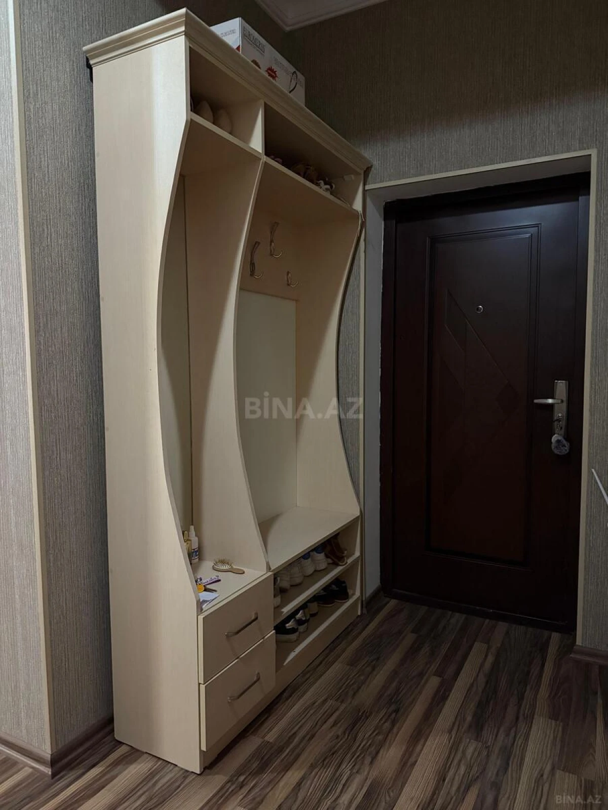 Satılır 2 otaqlı mənzil 100 m²