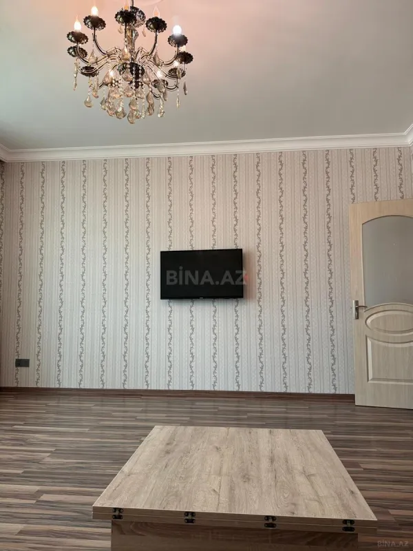 Satılır 2 otaqlı mənzil 100 m²