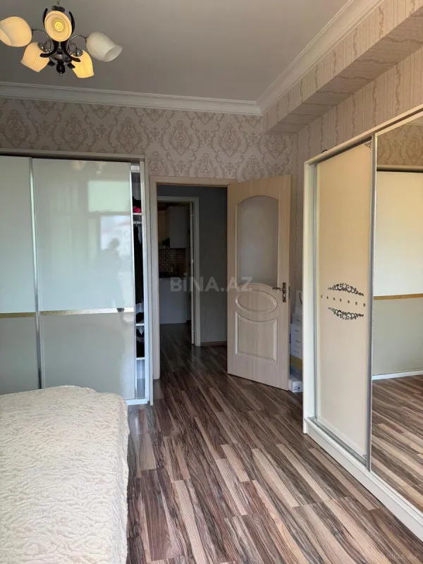 Satılır 2 otaqlı mənzil 100 m²