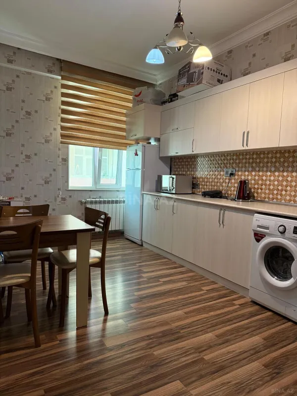 Satılır 2 otaqlı mənzil 100 m²