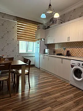 Satılır 2 otaqlı mənzil 100 m²