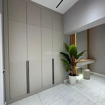 Satılır 2 otaqlı mənzil 68 m²