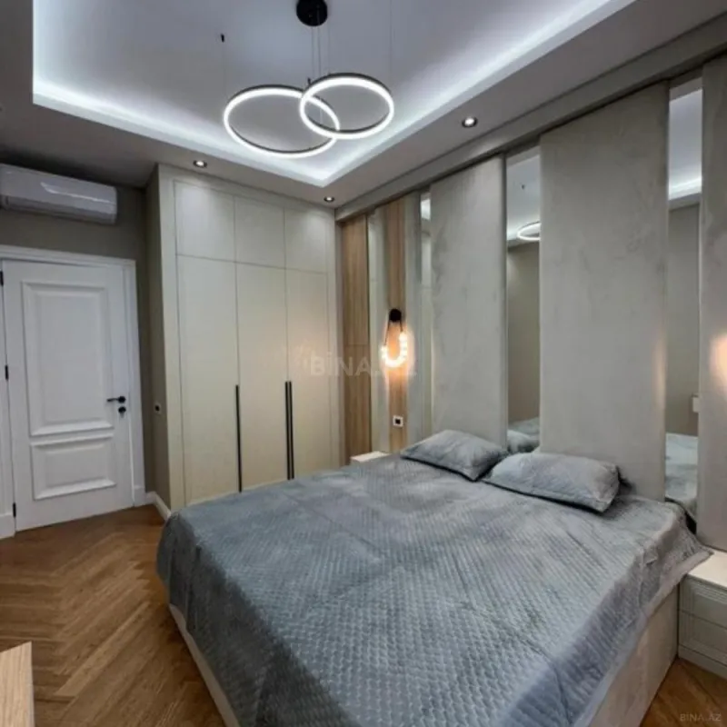 Satılır 2 otaqlı mənzil 68 m²