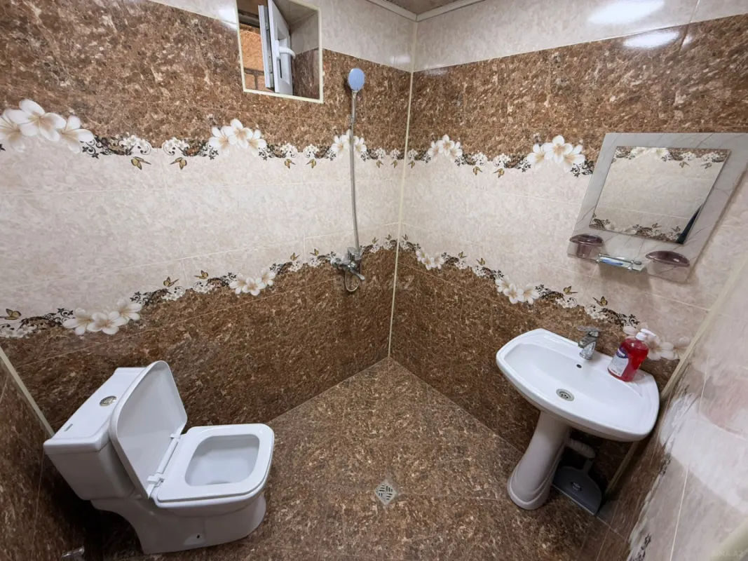 Satılır 3 otaqlı həyət evi 100 m²