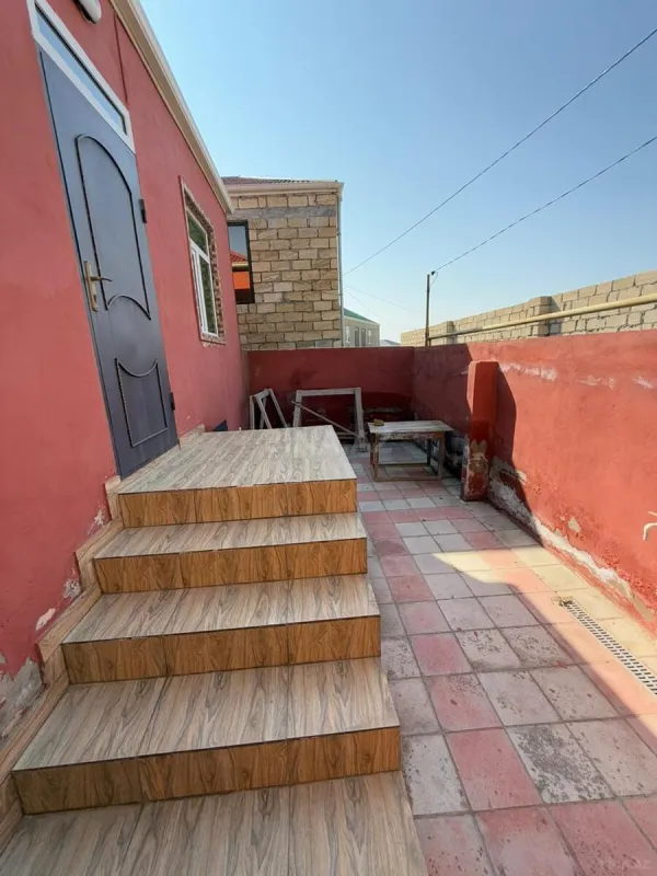 Satılır 3 otaqlı həyət evi 100 m²