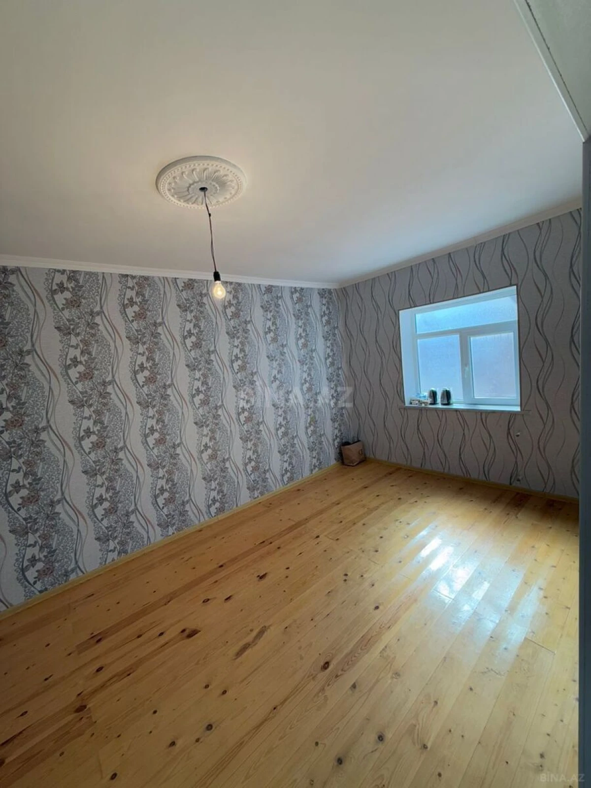 Satılır 3 otaqlı həyət evi 100 m²