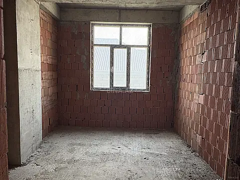 Satılır 2 otaqlı mənzil 53 m²