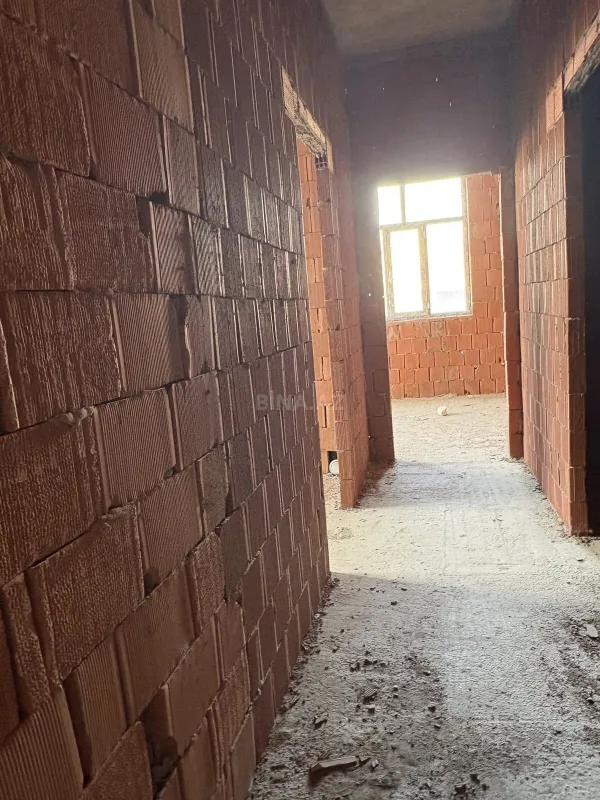 Satılır 2 otaqlı mənzil 53 m²