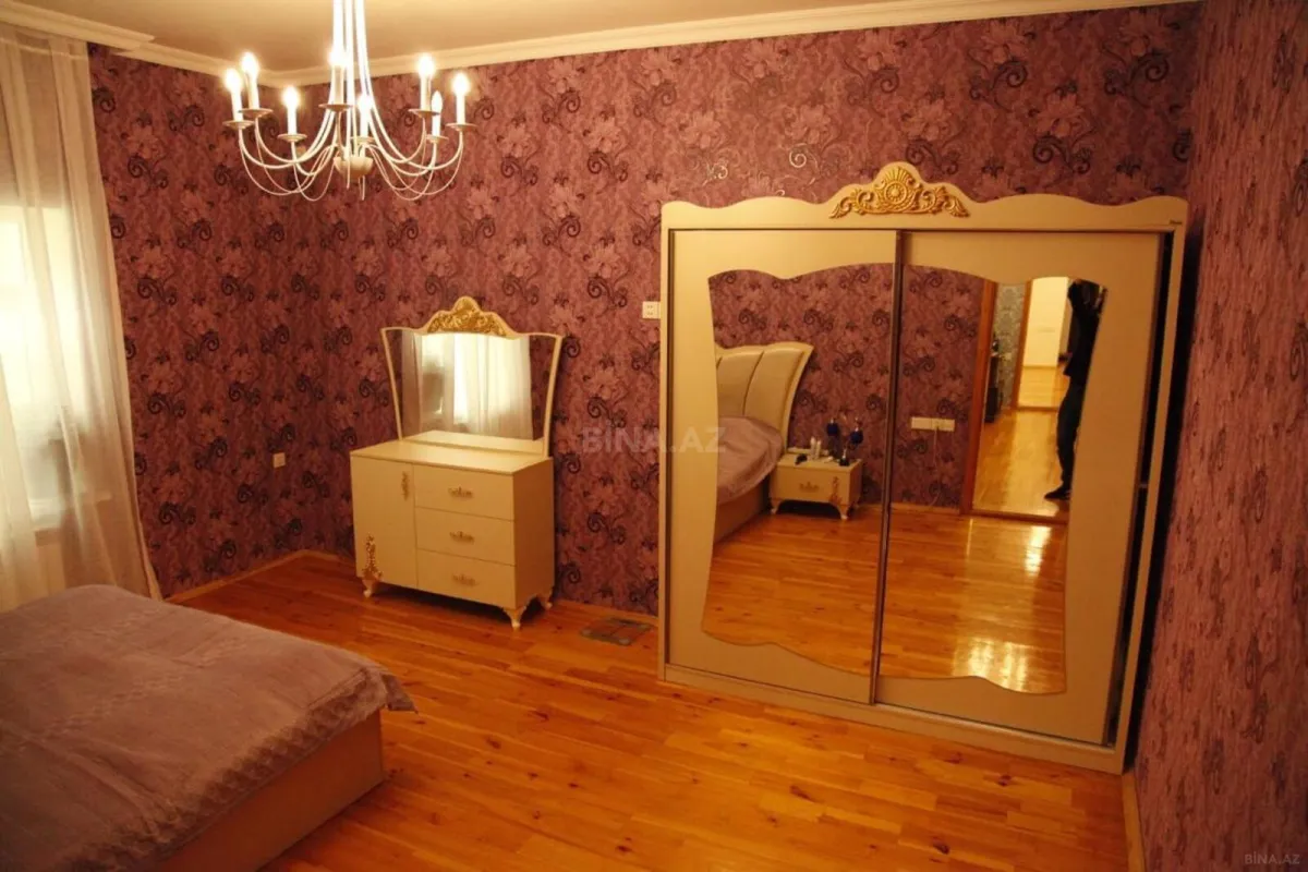 Satılır 3 otaqlı həyət evi 165 m²