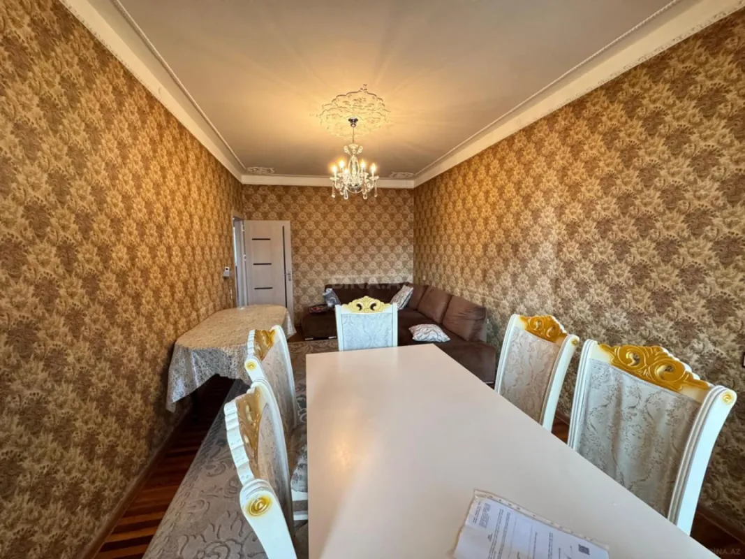 Kirayə verilir 3 otaqlı mənzil 110 m²