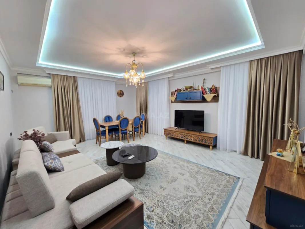Satılır 3 otaqlı mənzil 127 m²