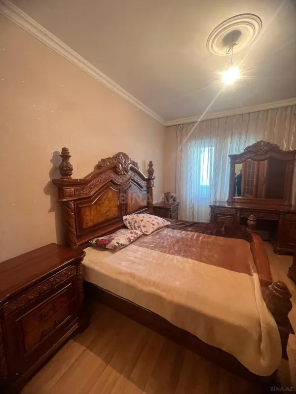 Kirayə verilir 2 otaqlı mənzil 70 m²