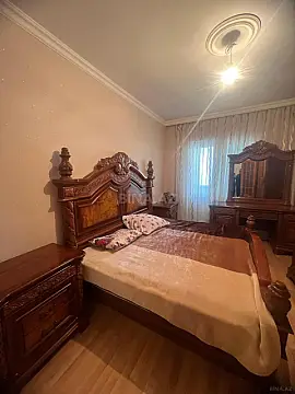 Kirayə verilir 2 otaqlı mənzil 70 m²