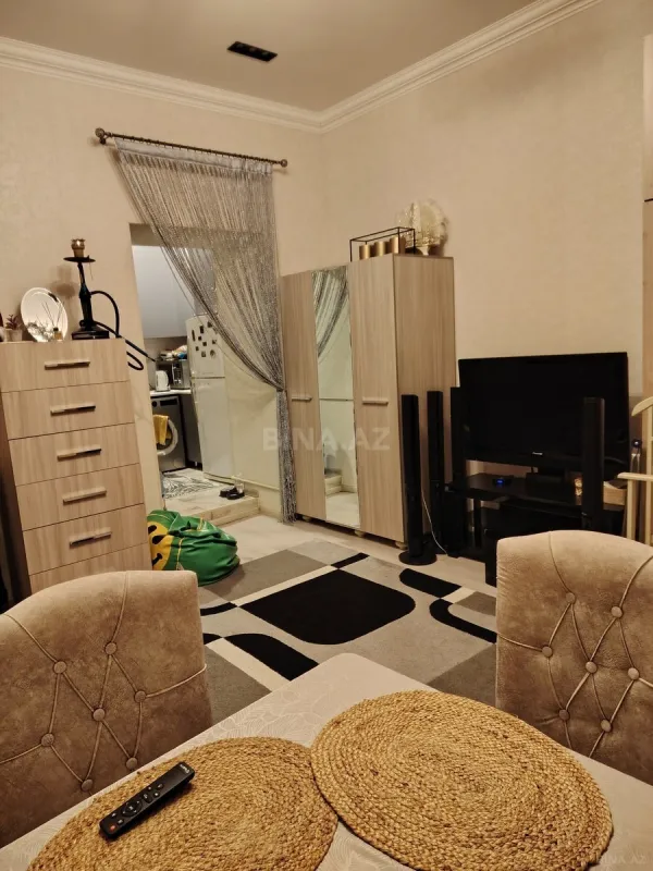Satılır 1 otaqlı həyət evi 35 m²