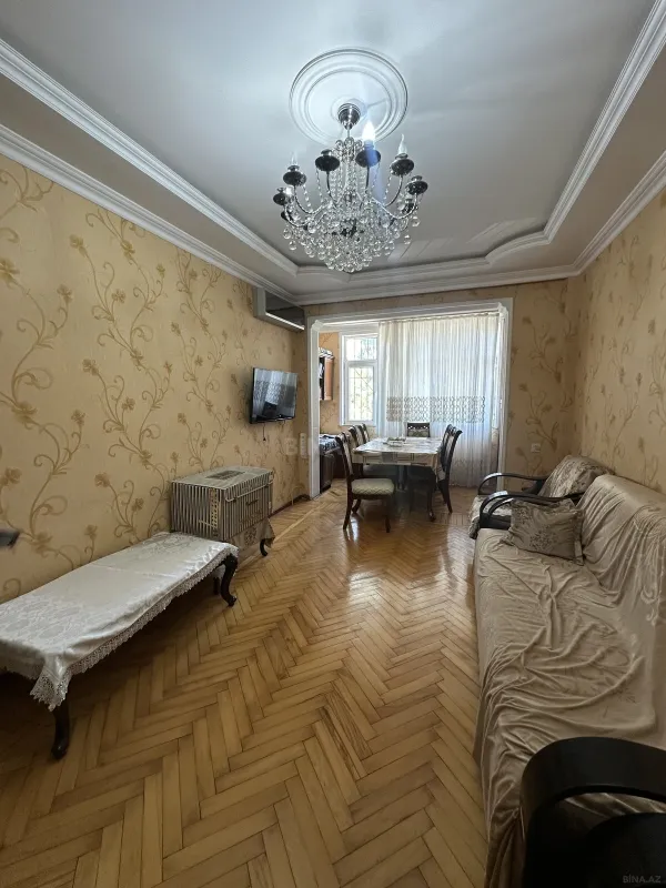 Kirayə verilir 2 otaqlı mənzil 55 m²