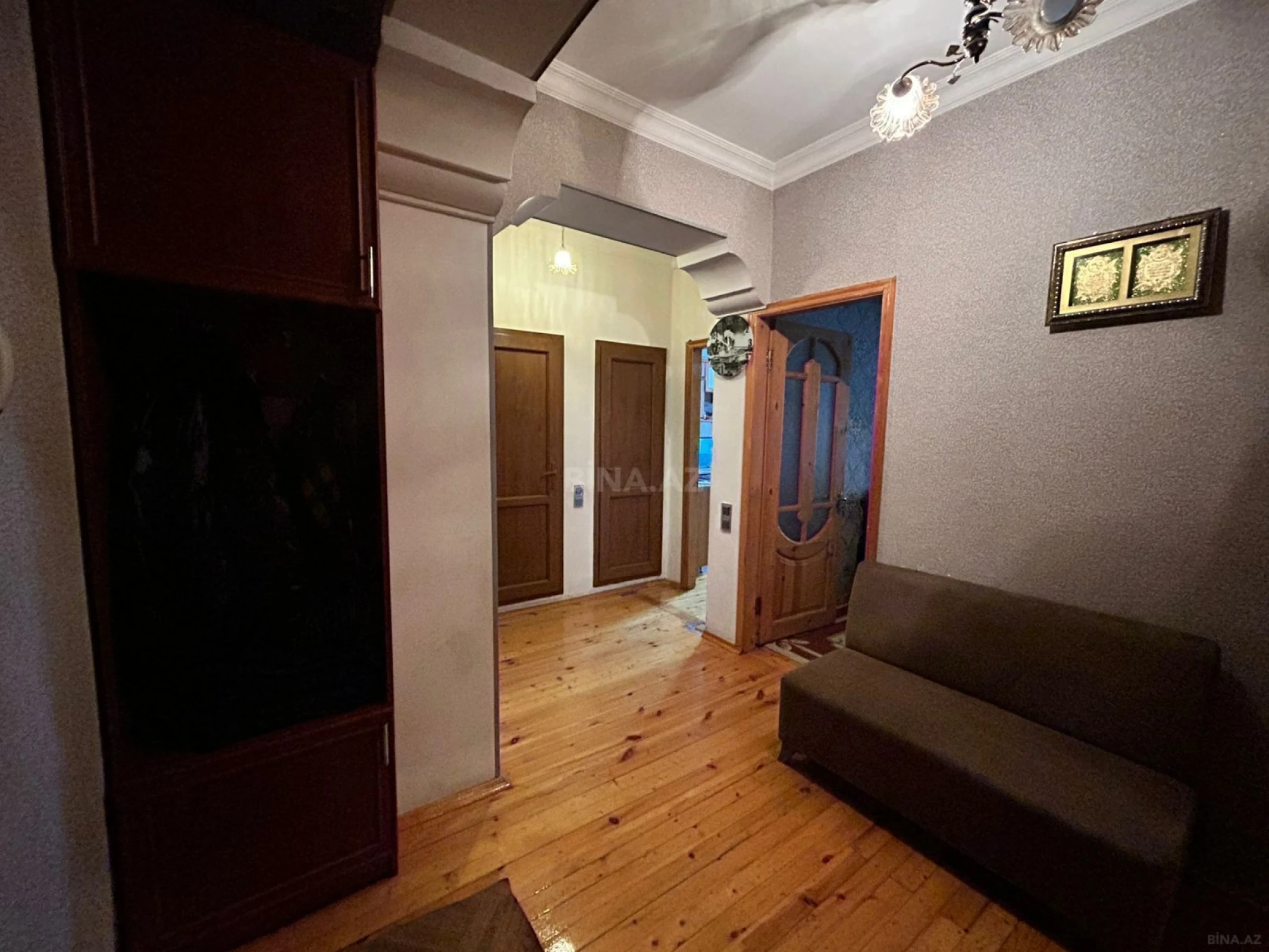 Satılır 2 otaqlı mənzil 80 m²