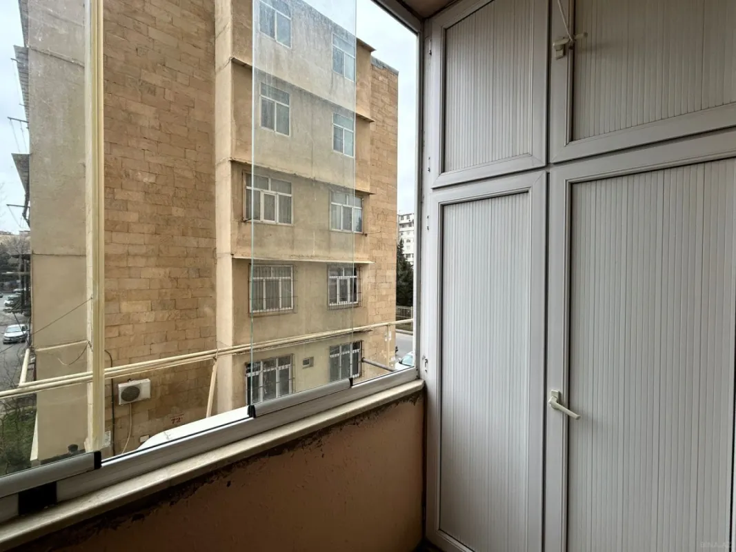 Satılır 2 otaqlı mənzil 80 m²