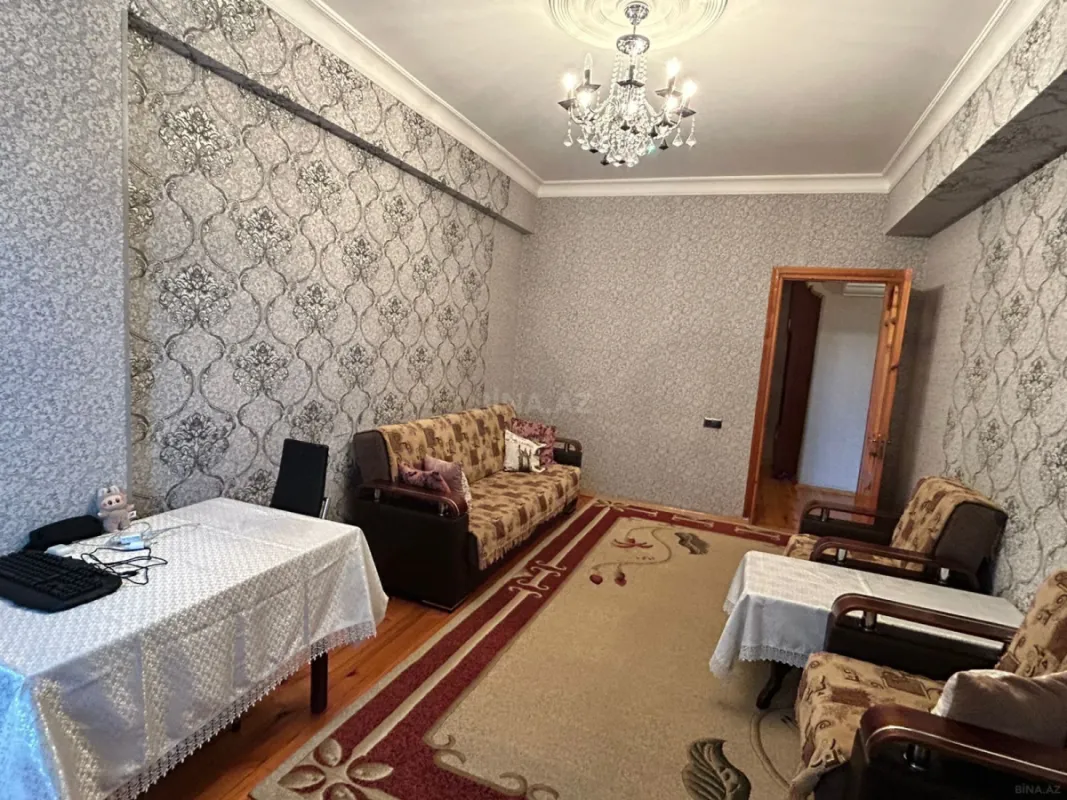 Satılır 2 otaqlı mənzil 80 m²