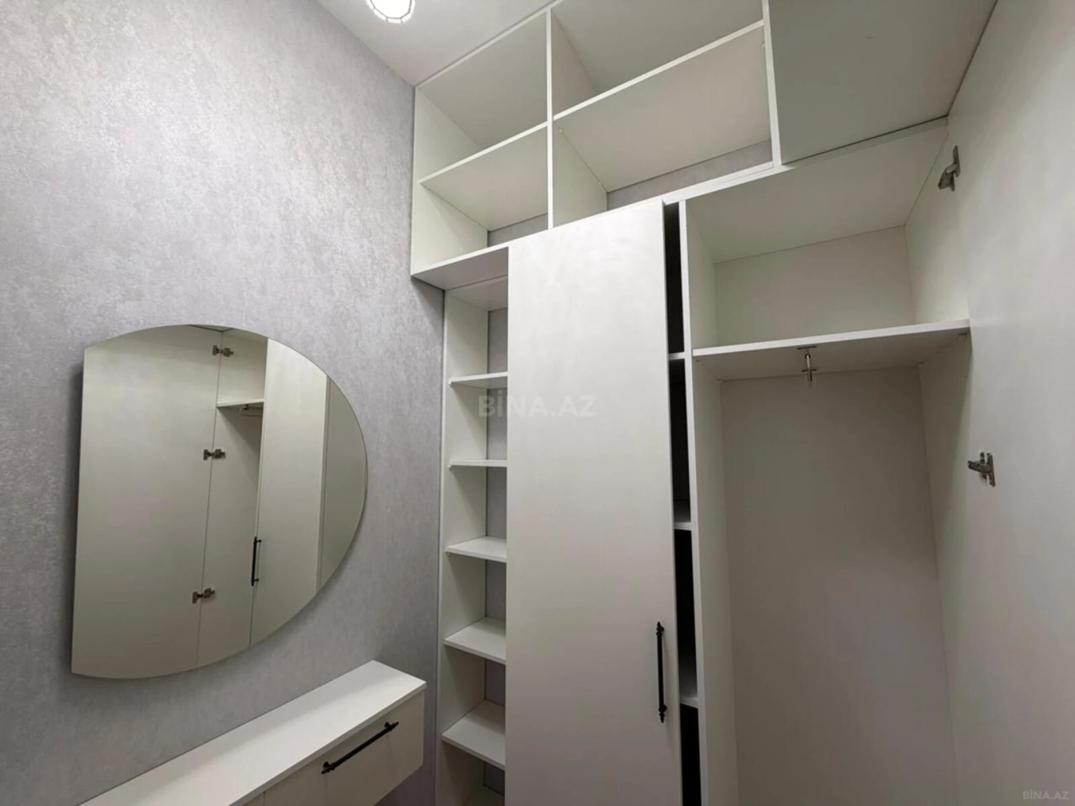 Satılır 4 otaqlı həyət evi 260 m²