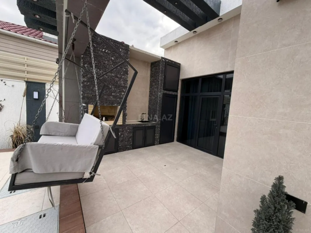 Satılır 4 otaqlı həyət evi 260 m²