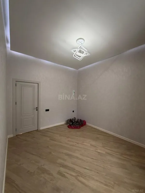 Satılır 4 otaqlı həyət evi 260 m²