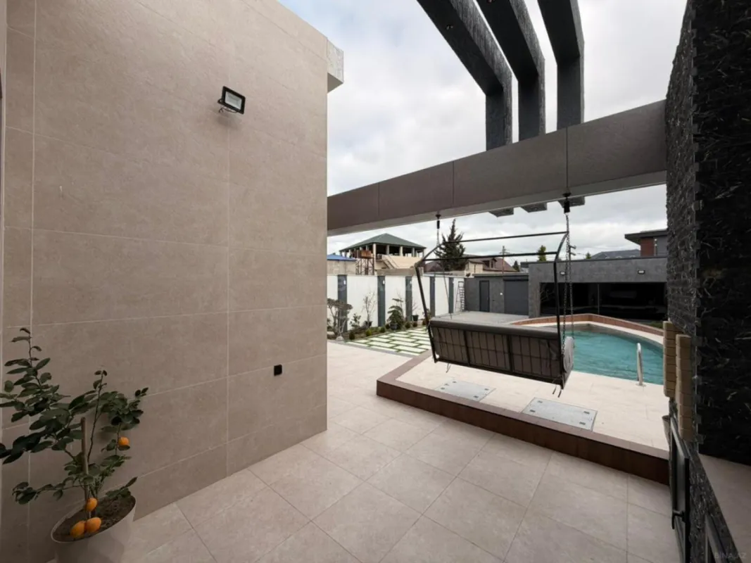 Satılır 4 otaqlı həyət evi 260 m²