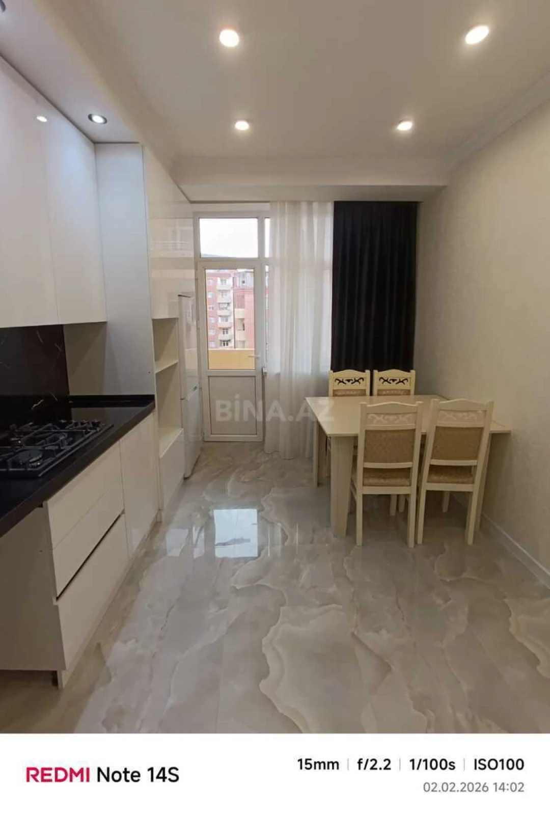 Satılır 2 otaqlı mənzil 75 m²