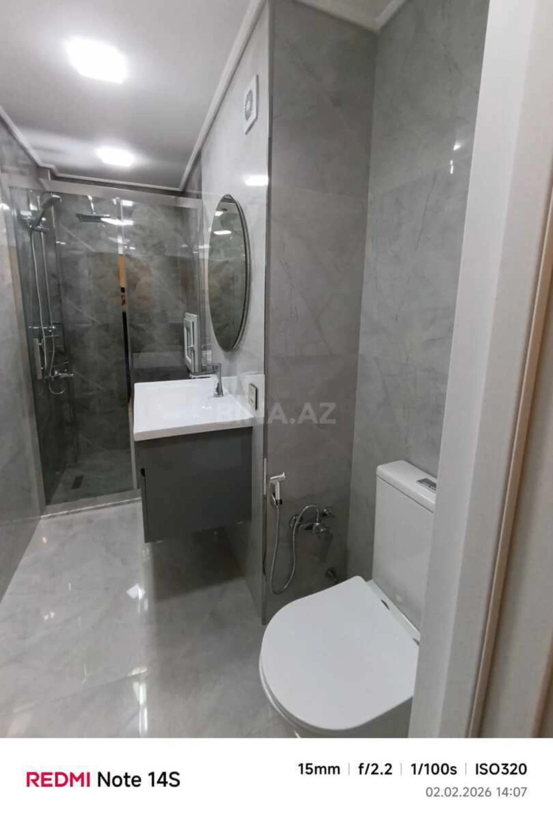 Satılır 2 otaqlı mənzil 75 m²