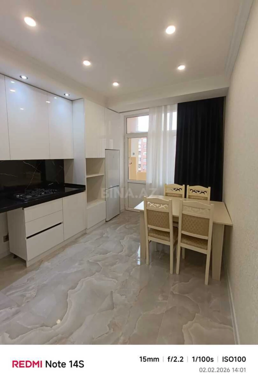 Satılır 2 otaqlı mənzil 75 m²