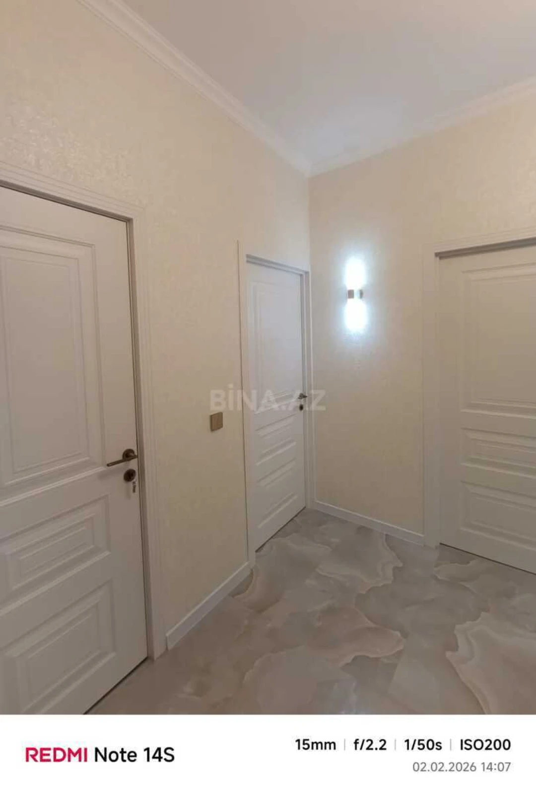 Satılır 2 otaqlı mənzil 75 m²