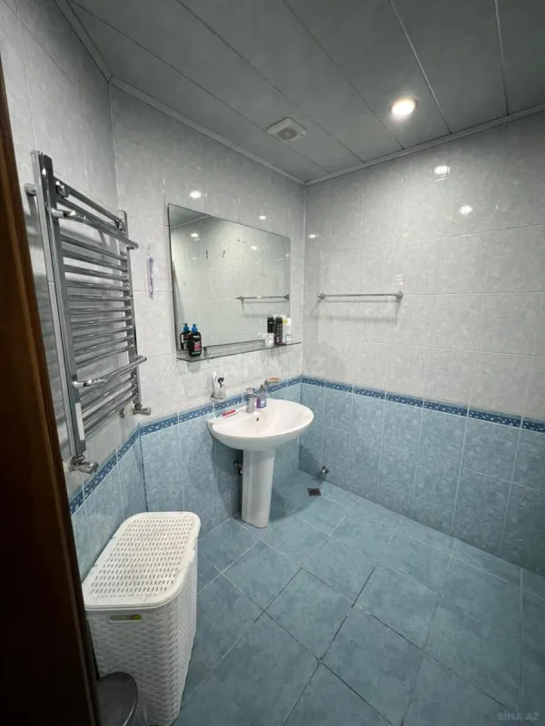 Satılır 3 otaqlı mənzil 109 m²