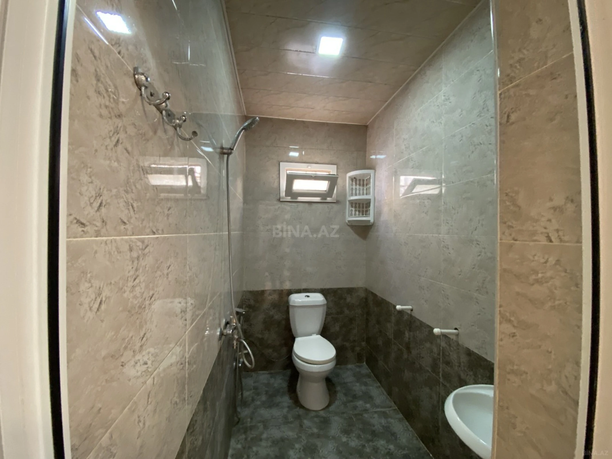 Satılır 2 otaqlı həyət evi 60 m²