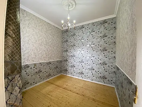 Satılır 2 otaqlı həyət evi 60 m²