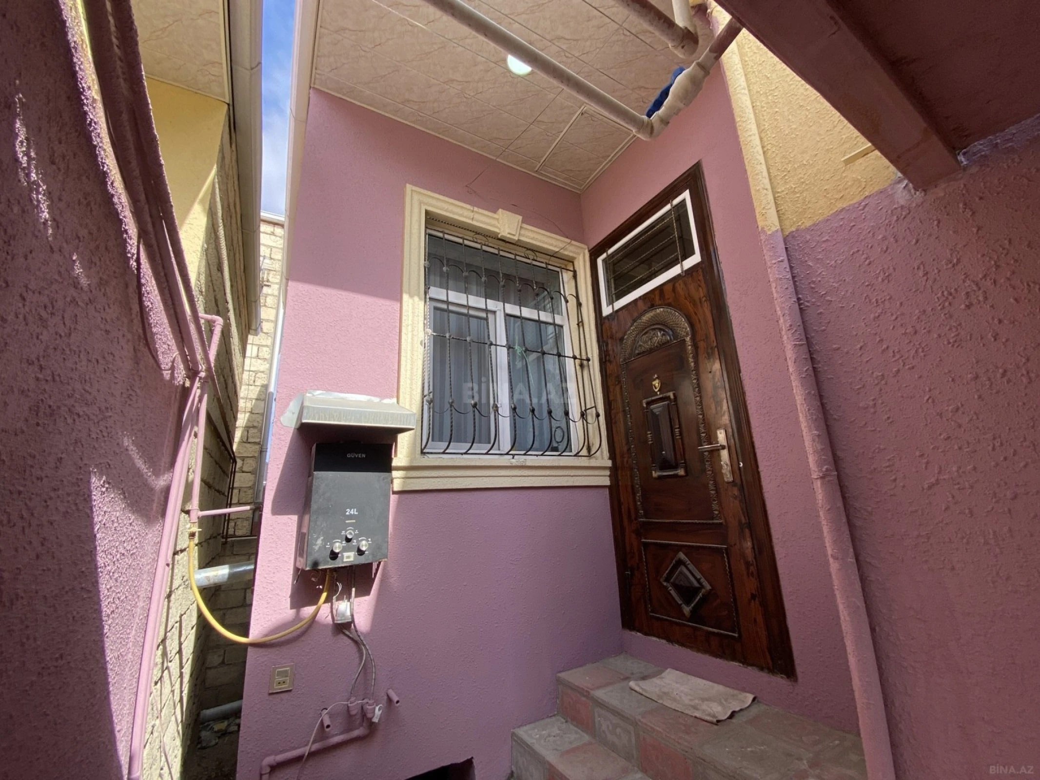 Satılır 2 otaqlı həyət evi 60 m²