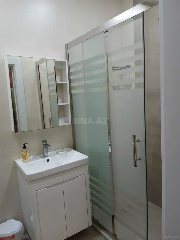 Kirayə verilir 2 otaqlı mənzil 62 m²