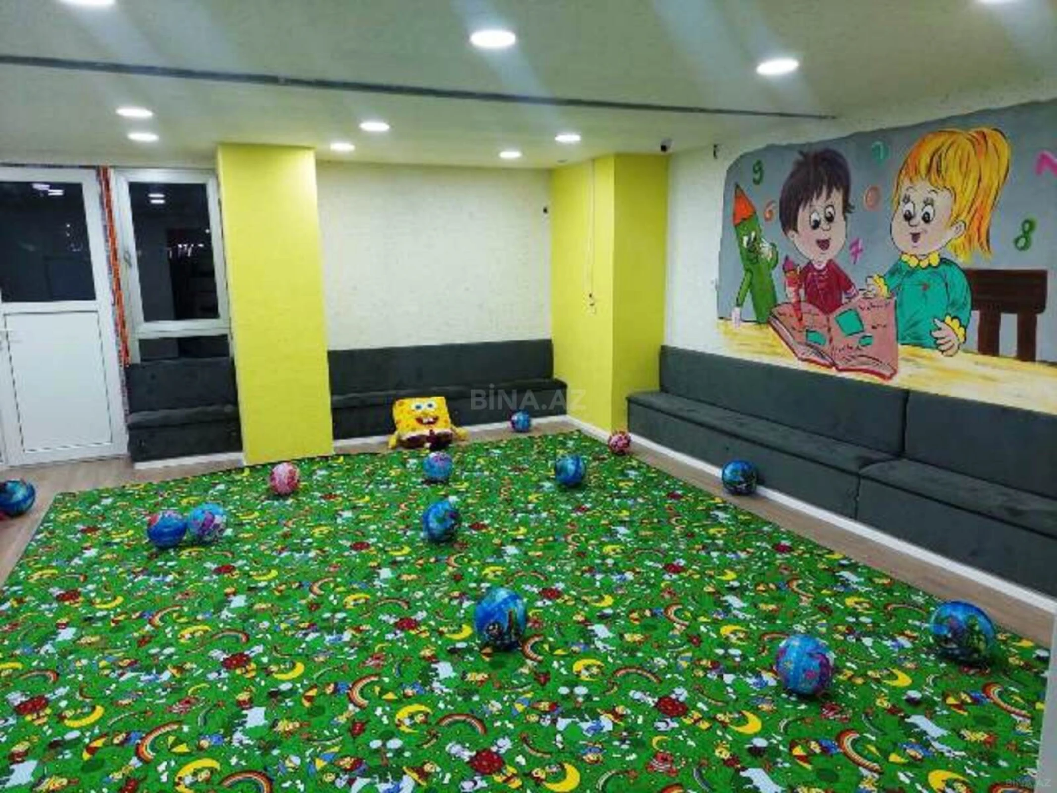 Satılır obyekt 800 m²