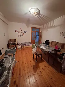 Satılır 2 otaqlı mənzil 70 m²