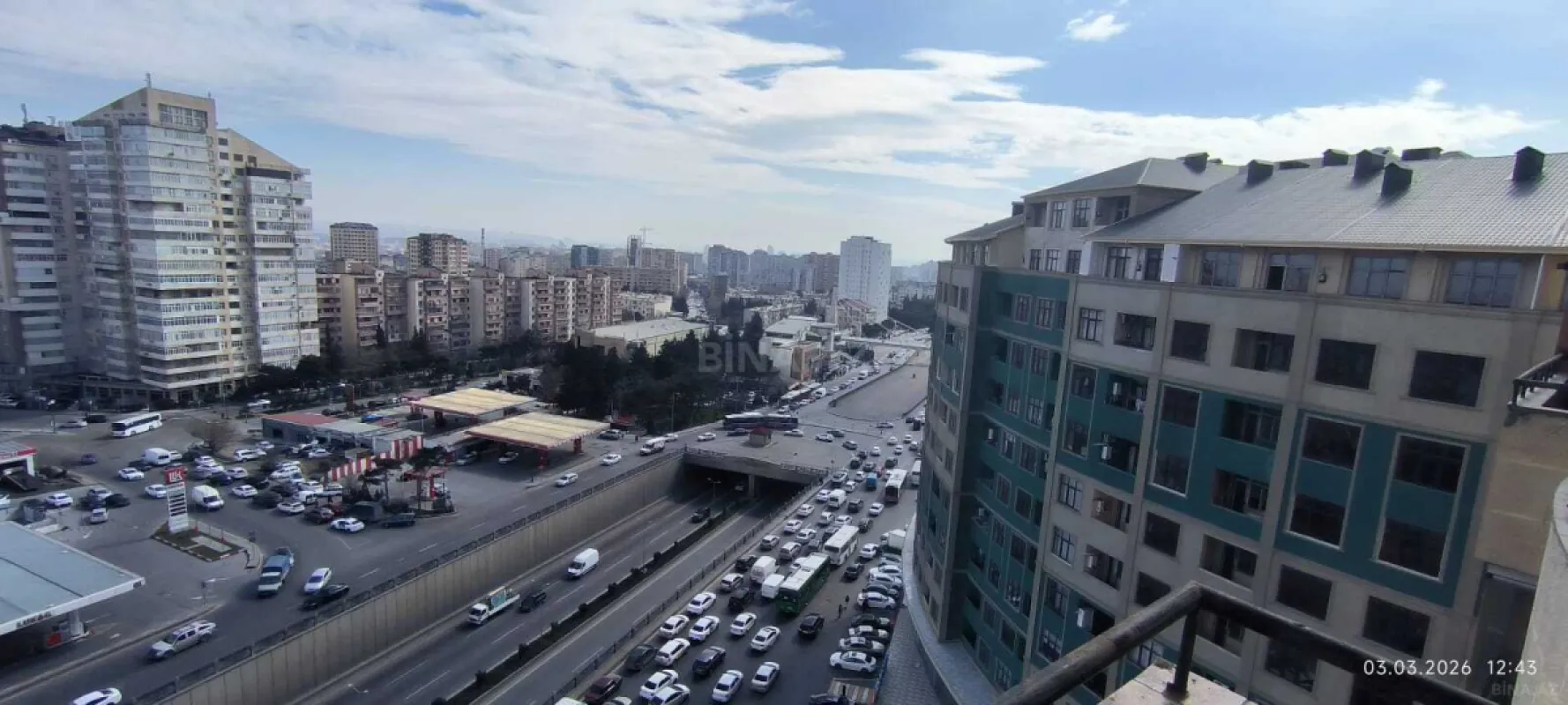 Satılır 2 otaqlı mənzil 103 m²