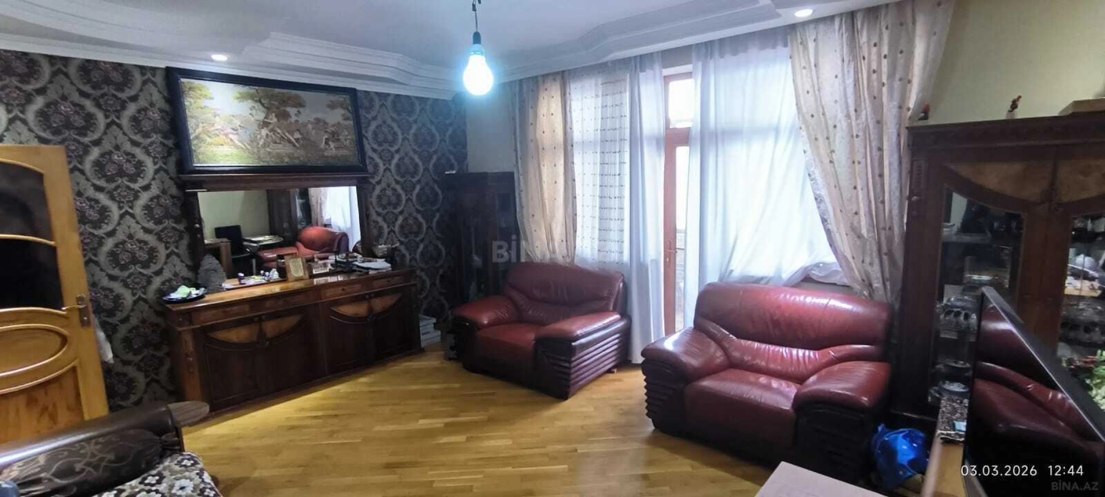 Satılır 2 otaqlı mənzil 103 m²