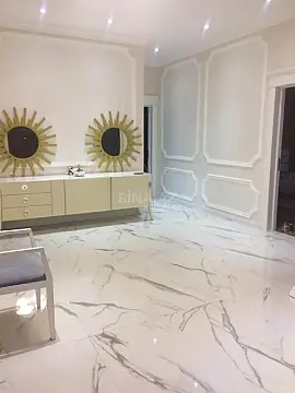 Kirayə verilir 4 otaqlı mənzil 190 m²