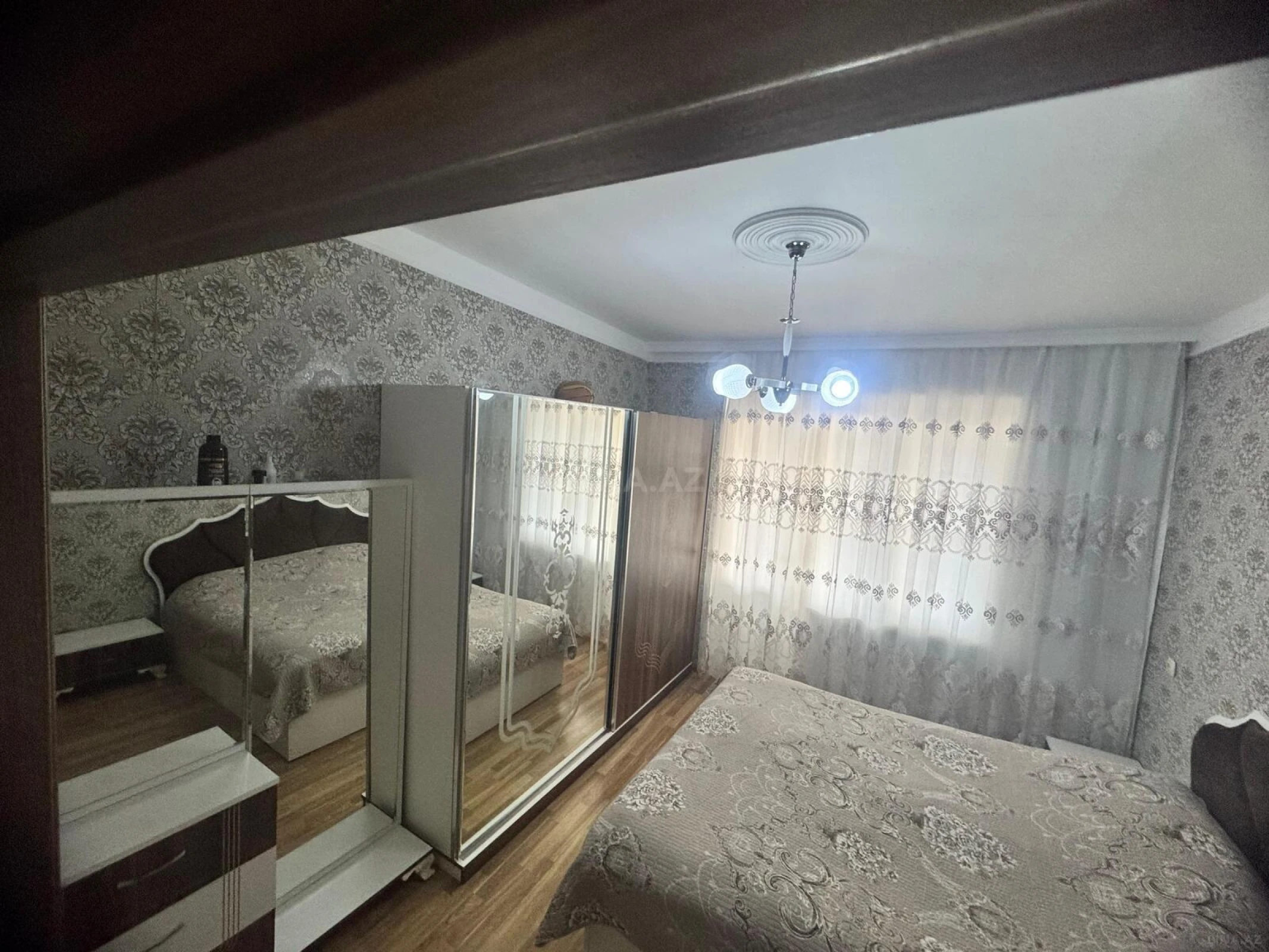 Satılır 3 otaqlı mənzil 55 m²