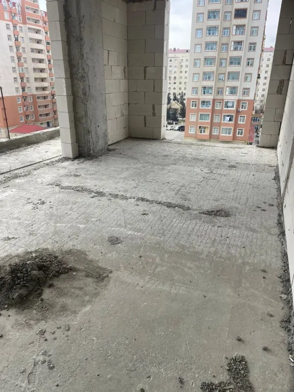 Satılır 4 otaqlı mənzil 194.9 m²