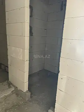 Satılır 4 otaqlı mənzil 194.9 m²
