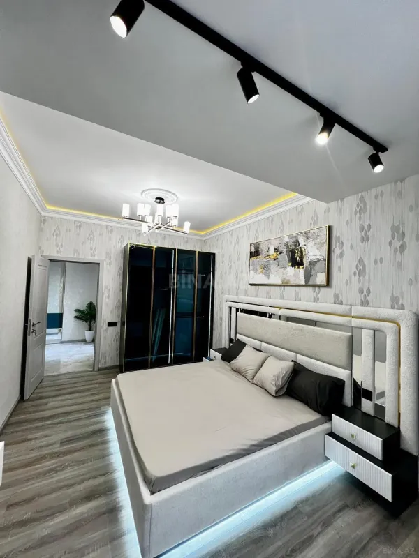 Satılır 2 otaqlı mənzil 85 m²