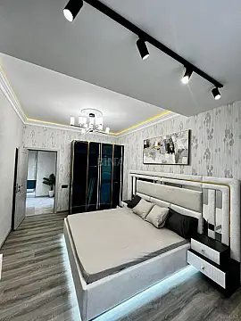Satılır 2 otaqlı mənzil 85 m²